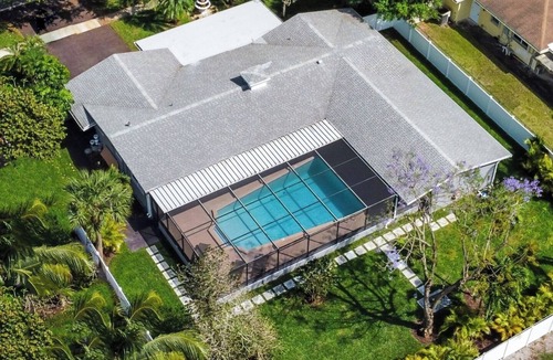 Plantation Villa | Fully Remodeled 4 bed 4 bath Retreat, Heated Pool
