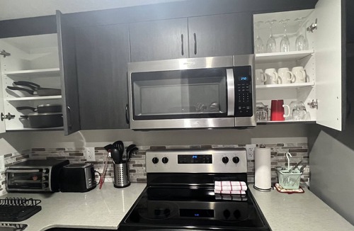 West Edmonton Cabin | Fully Separate and Private 1Bed 1Bath Guest Legal Suite