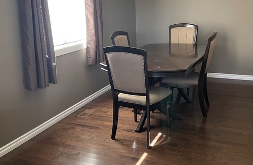 Kindersley House | Furnished 4 bedroom home in Kindersley