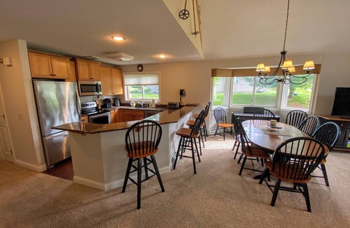 Bretton Woods Villa | Fv23 Awesome on Golf Course in Bretton Woods With Mountain Views