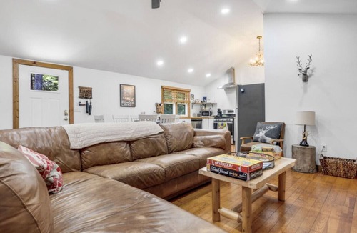 Moultonborough House | Game Room Retreat | Fire Pit + Near Winni