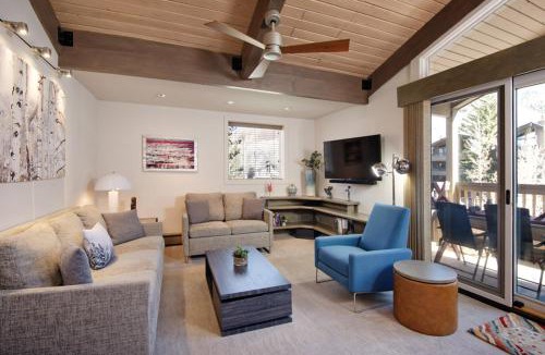 Aspen House | Gant Unit K301, A resort condo w/fireplace, upgraded kitchen, A/C, views from every room