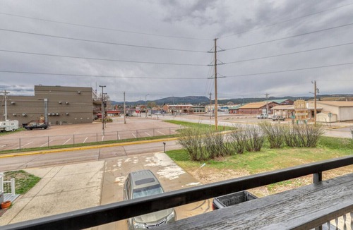 Sturgis House | Garage-40` Balcony-Spacious-Walk to Main-Firepit
