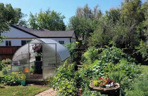 Old Prospect Condo | Garden Retreat Near CSU and Old Town