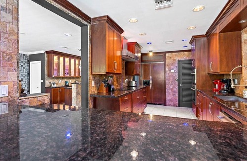 Seybold Villa | Gated Private Acre 5BR4BA Tropical Villa w/Theater