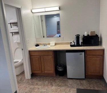 Lyman Hotel | Gateway Inn