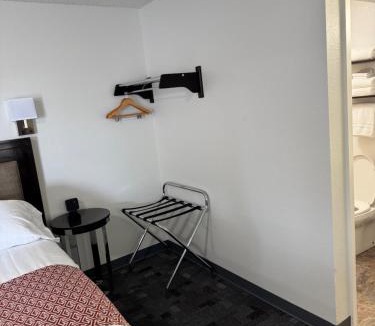 Lyman Hotel | Gateway Inn