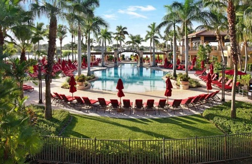 Hunt Club Resort | Get Ready for Adventure! 2 Awesome Units, On-Site Golf Courses, Spa, Tennis