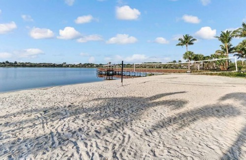Hunt Club Resort | Get Ready for Adventure! 2 Awesome Units, On-Site Golf Courses, Spa, Tennis