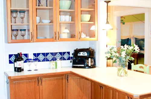 Parrot Cove House | Get warm and relax walking distance to the intracoastal, golfing and ocean !