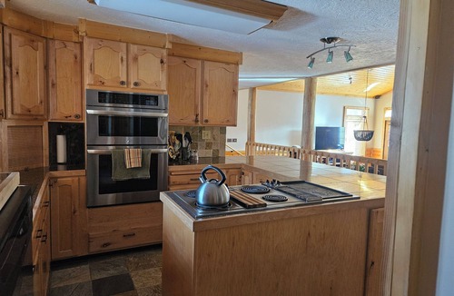 Uinta County Cabin | Gilbert Creek Lodge, your Home Sweet Home in the Uinta's!