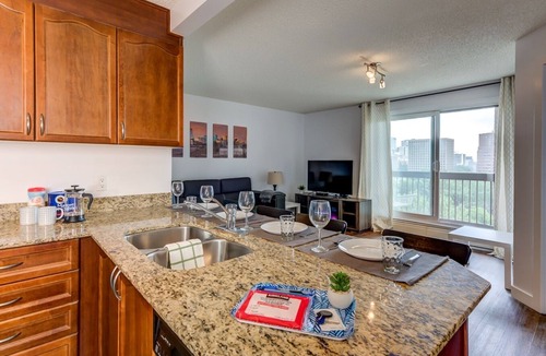 North Central Edmonton Condo | Gina - City Condo | River Views with Parking
