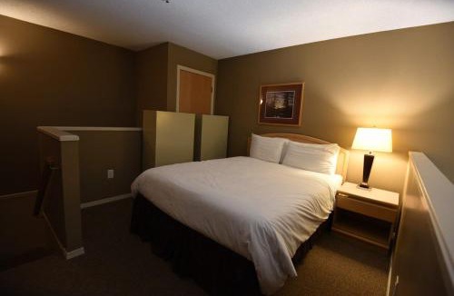 Blackcomb Apartment | Glacier Lodge 340 by Outpost Whistler
