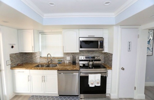 Palm Beach Gardens House | Glam's Guest House in Palm Beach Gardens
