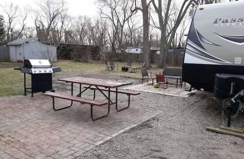 Marblehead House | Go Glamping in Marblehead with free boat dock.