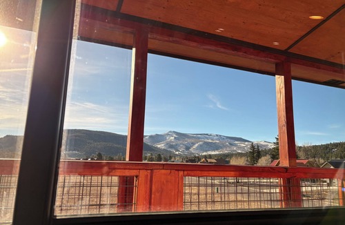 Rio Vista Estates Cabin | Gorgeous 2B/2BA New Cabin w Big Mountain/River Views