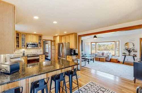 Mount Holly House | Gorgeous house w/hot tub, mountain views, 12 mins to Okemo, game room, sleeps 12