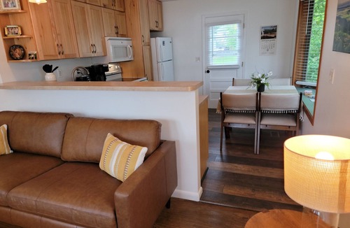 Sturgis House | Grace Cottage - Black Hills home, centrally located in Legendary Sturgis!