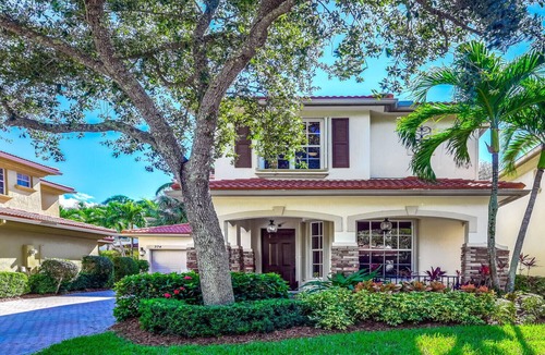 Palm Beach Gardens House | Great house in an upscale gated community.