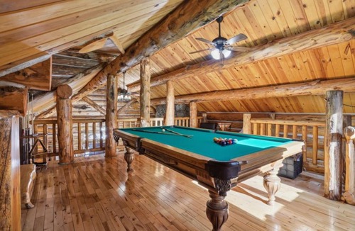 Rapid City House | Great Lodge at Hillside- Iconic 6K Sqft Log Lodge