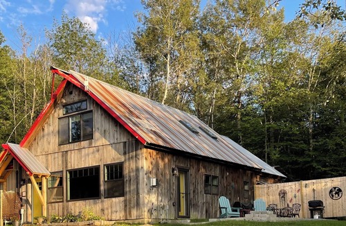 Hinesburg Cottage | Green Mountain Carriage House with Beautiful Views