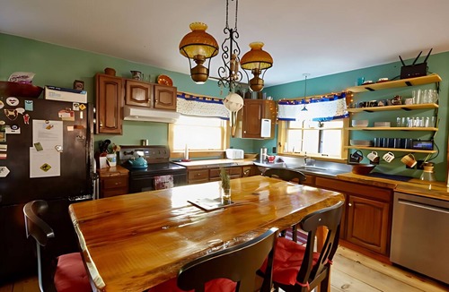 Mount Holly Cabin | Green Mountain Retreat - Enjoy Privacy 20 min from Okemo