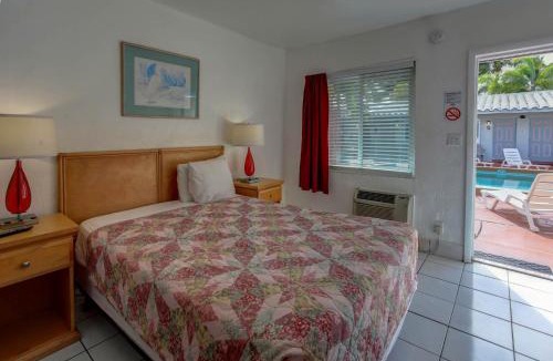Hollywood Lakes Hotel | Green Seas Motel