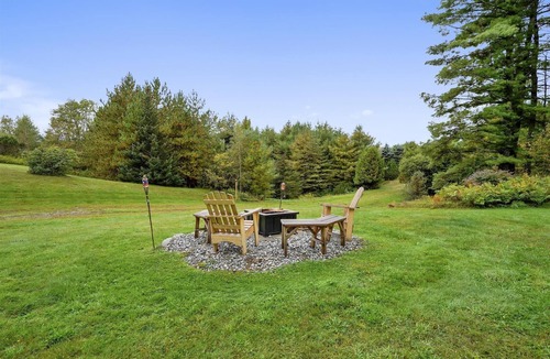 Morrisville House | Grey Goose Farm: 5 br, wood fireplace, a/c & private pond!
