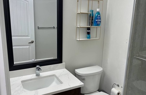 Lower Sumas Mountain Apartment | Guest apartment in Abbotsford