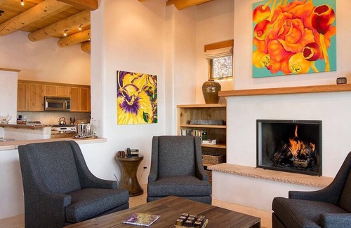 Tesuque Condo | Hacienda Artist Paradise
