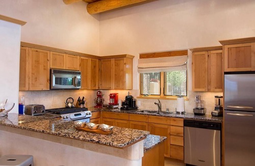 Tesuque Condo | Hacienda Artist Paradise