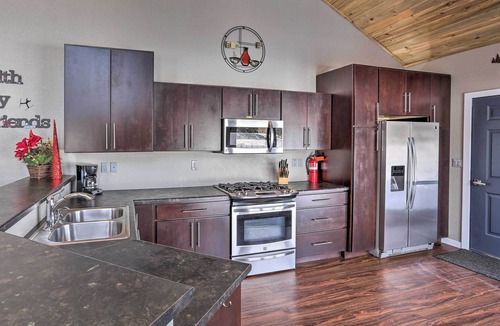 Rapid City Cottage | 'hakuna Matata Cabin' - 11 Mi to Mt Rushmore!