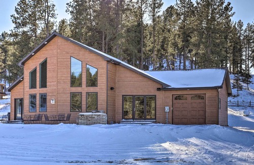 Rapid City Cottage | 'hakuna Matata Cabin' - 11 Mi to Mt Rushmore!