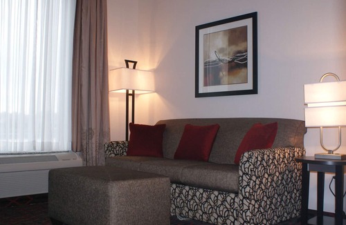 Fort Saskatchewan Hotel | Hampton Inn by Hilton Fort Saskatchewan