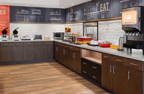 Brooklyn Hotel | Hampton Inn Cleveland-Airport/Tiedeman Road
