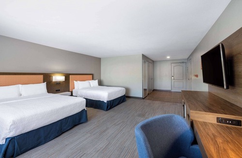 Casper Hotel | Hampton Inn & Suites Casper