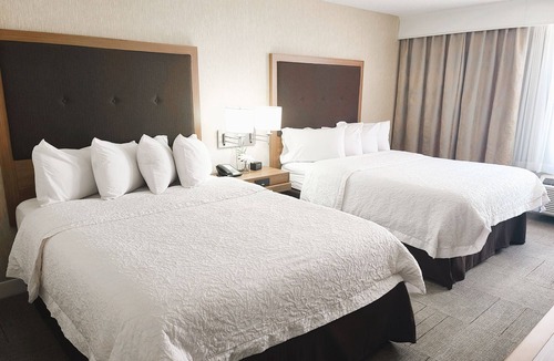 Independence Hotel | Hampton Inn & Suites Cleveland/Independence
