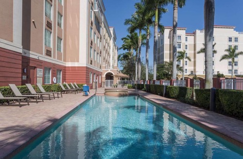 Miramar Hotel | Hampton Inn & Suites Fort Lauderdale - Miramar
