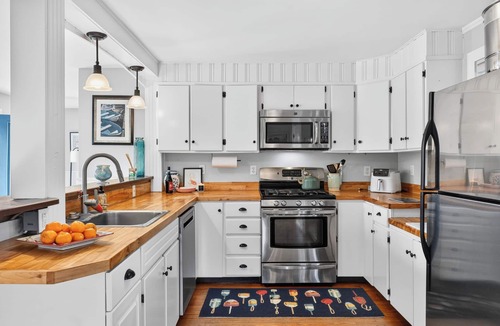 Boothbay House | Harbor Hideaway: Water views in Boothbay