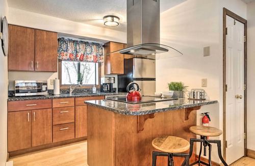 West Hartford Apartment | Hartford Escape w/Fire Pit ~ 3 Mi to Ski & Golf!