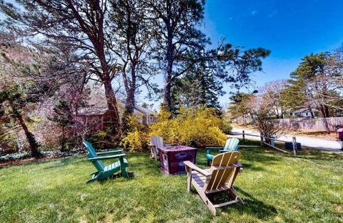 Wellfleet House | Hatches Creek Sanctuary
