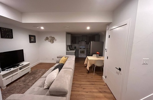 Division No. 11 Apartment | Havre de paix et Tranquillité