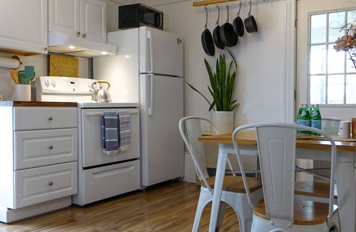 South End Apartment | Heart-of-Burlington Four Bedroom Apartment