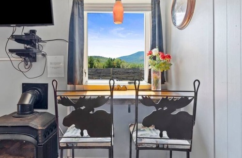 Twin Mountain Cottage | Heart of the White Mountains Cottage w Hot Tub! #3