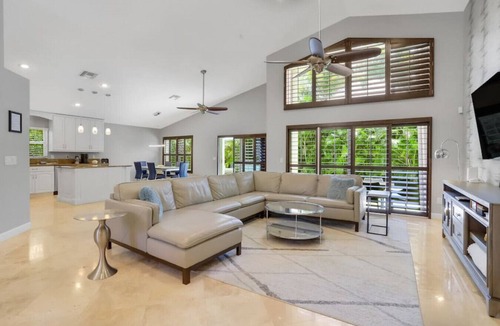 Boca Raton House | HEATED POOL PRIME LOCATION