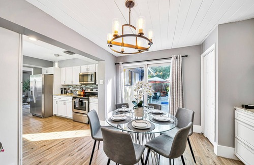 Hunt Club Villa | HeatedPool Spa BBQ PoolTable WiFi NearBeach and DT Fun