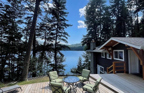 Kamloops House | Heffley Lake House - Closed for the winter season - DM for the 2026 dates!