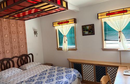 Gravelbourg Bed & Breakfast | Heritage Place Hotel