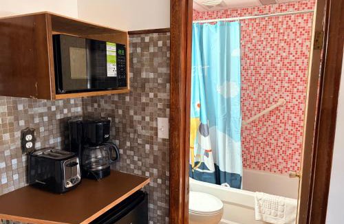 Gravelbourg Bed & Breakfast | Heritage Place Hotel