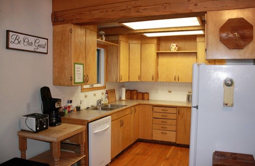 Herschel House | Herschel Retreat House - Herschel, Saskatchewan, Canada